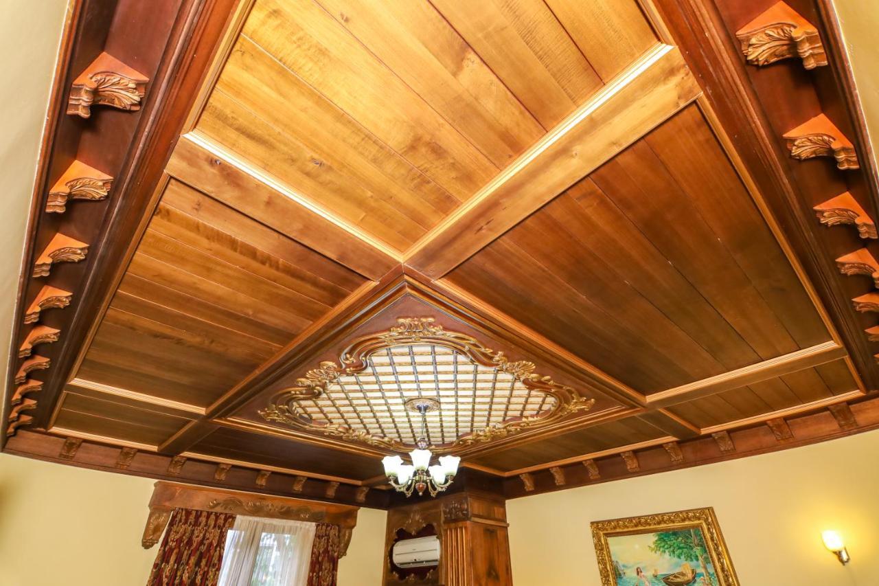 Brilant Antik Hotel Тирана Экстерьер фото