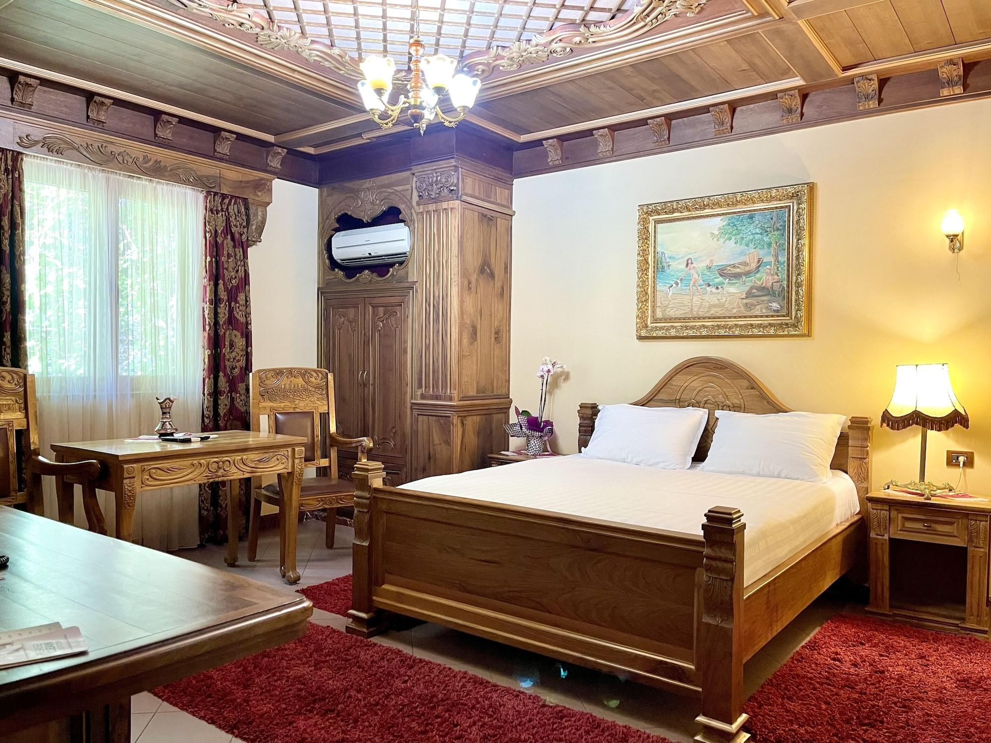 Brilant Antik Hotel Тирана Экстерьер фото