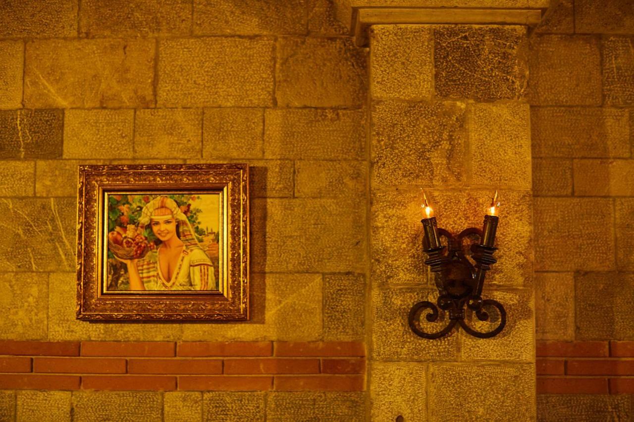 Brilant Antik Hotel Тирана Экстерьер фото